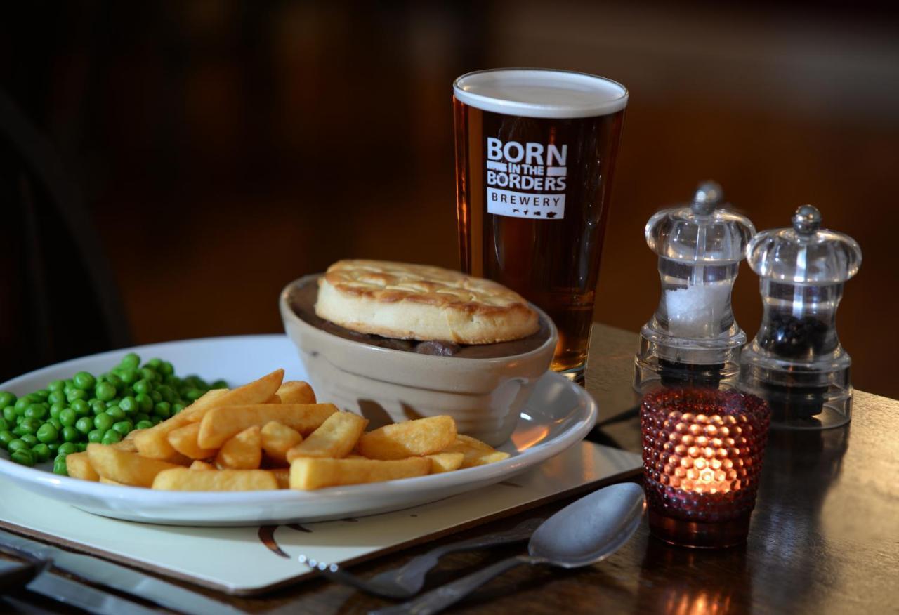 The Waterloo Arms Hotel Chirnside Екстер'єр фото